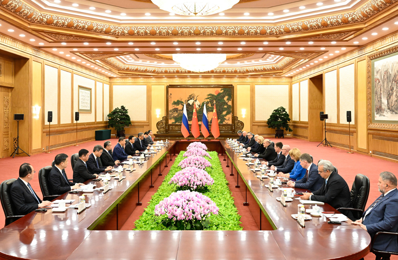 习近平会见俄罗斯总理米舒斯京「相关图片」