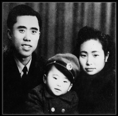 红梅盛绽红岩魂 一片丹心向阳开 红梅盛绽红岩魂 一片丹心向阳开