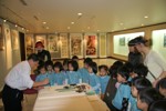 2007年，井研农民画走进韩国首尔.jpg